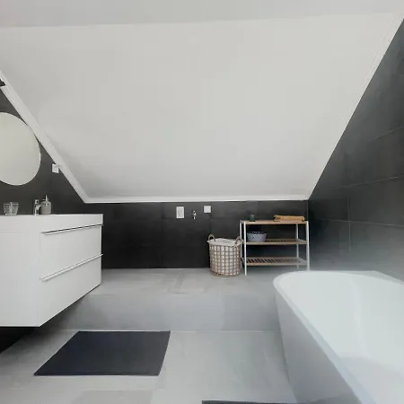 Lemon Apartman Lejlighed Pécs