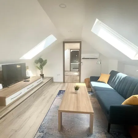 Lemon Apartman Lejlighed Pécs